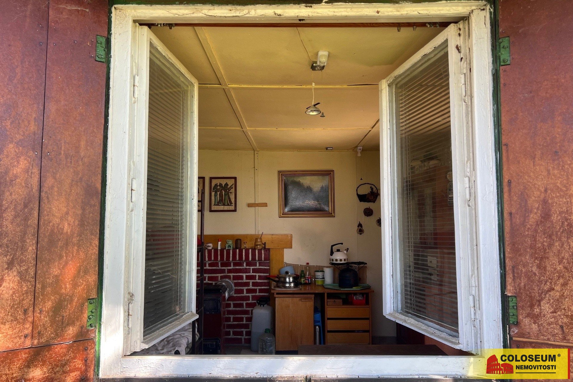 Chatka má cca 23m2 - Ostopovice - prodej chaty 