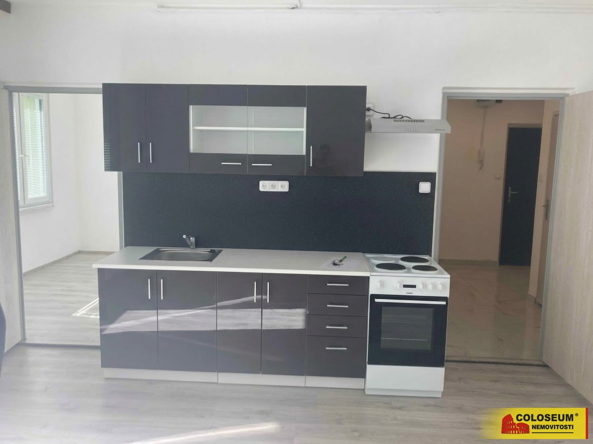 Kuchyňský kout – Svitavy – pronájem bytu