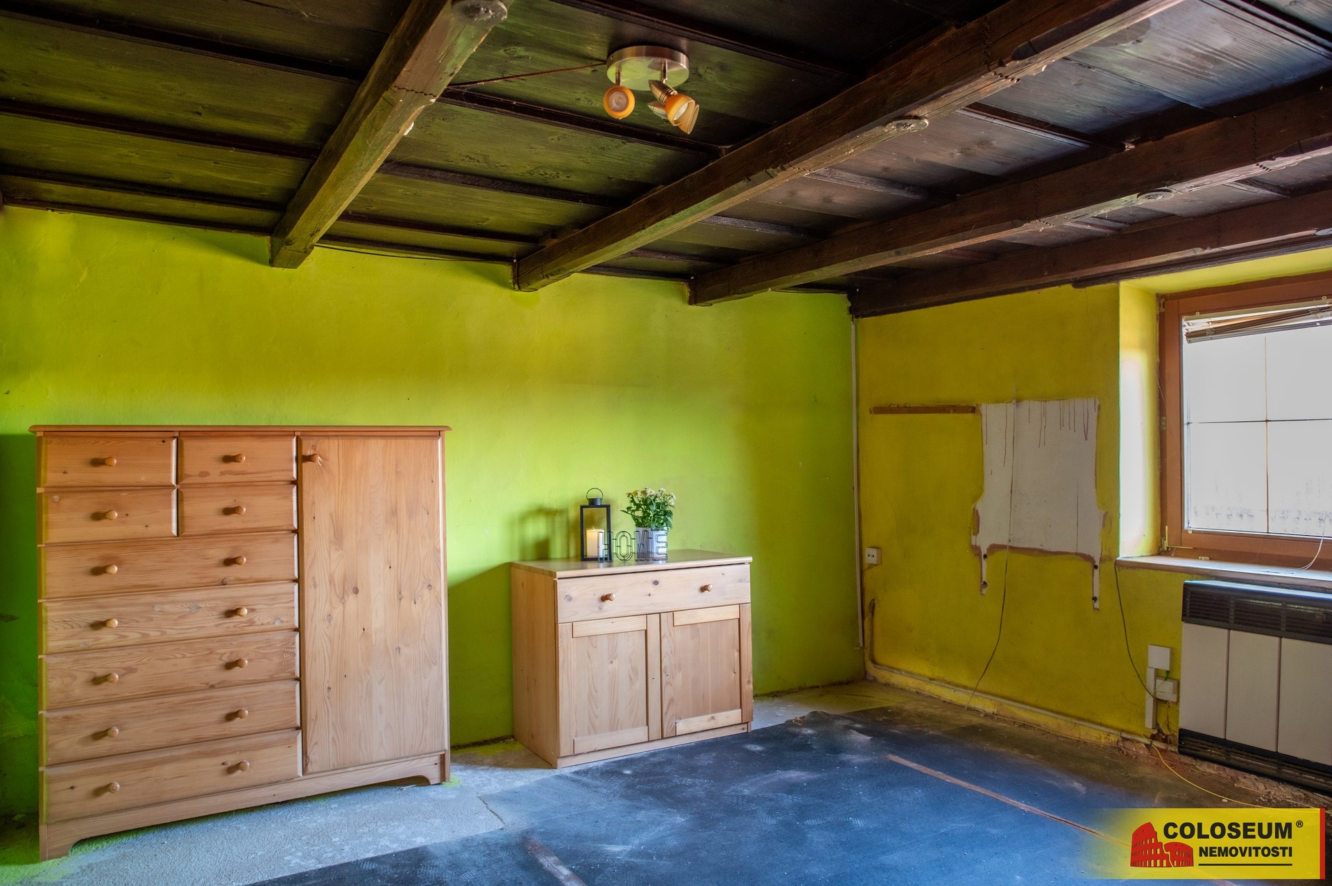 Pokoj - Kostice - prodej chalupy 1+1