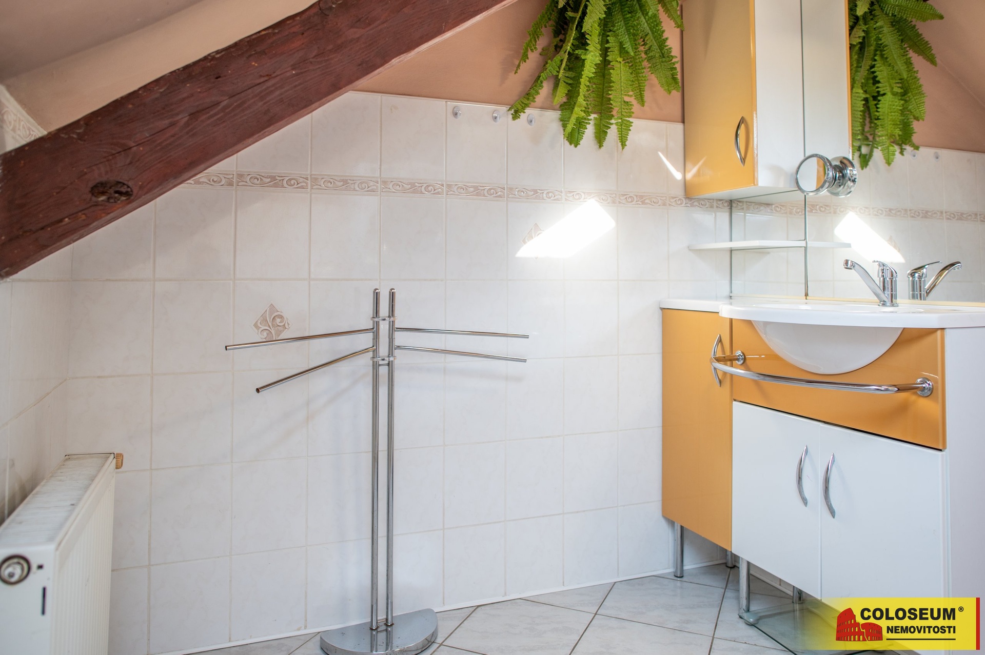 Koupelna - Moravský Krumlov - prodej podkrovního bytu 