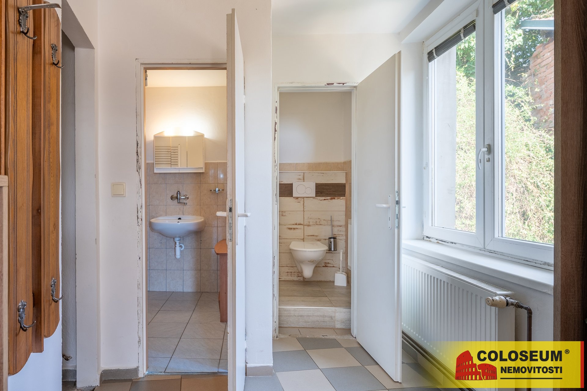 Koupelna, byt 2+kk – Dolní Kounice – bytový dům