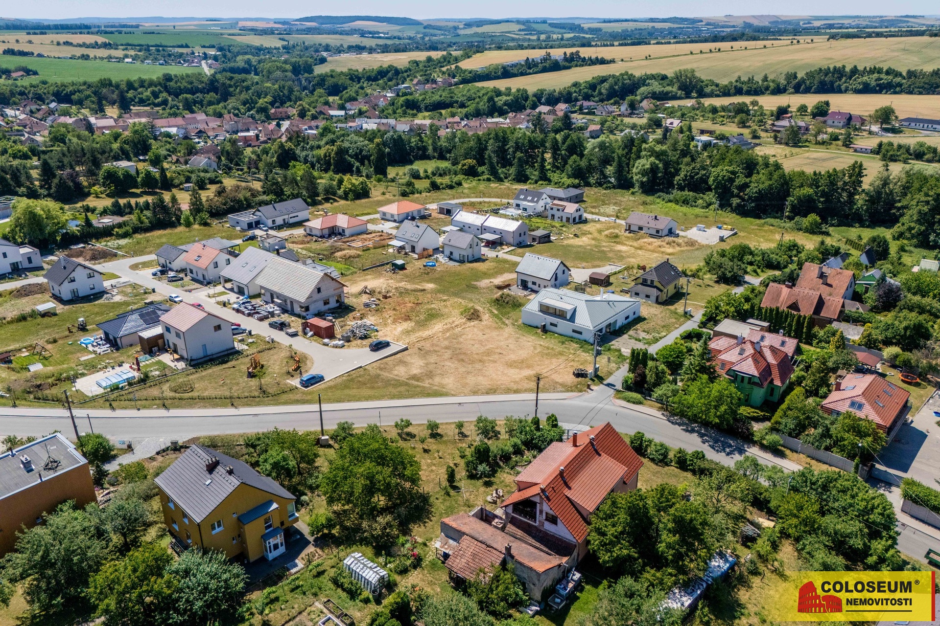 Fotka z dronu - Nemojany - prodej pozemku_5