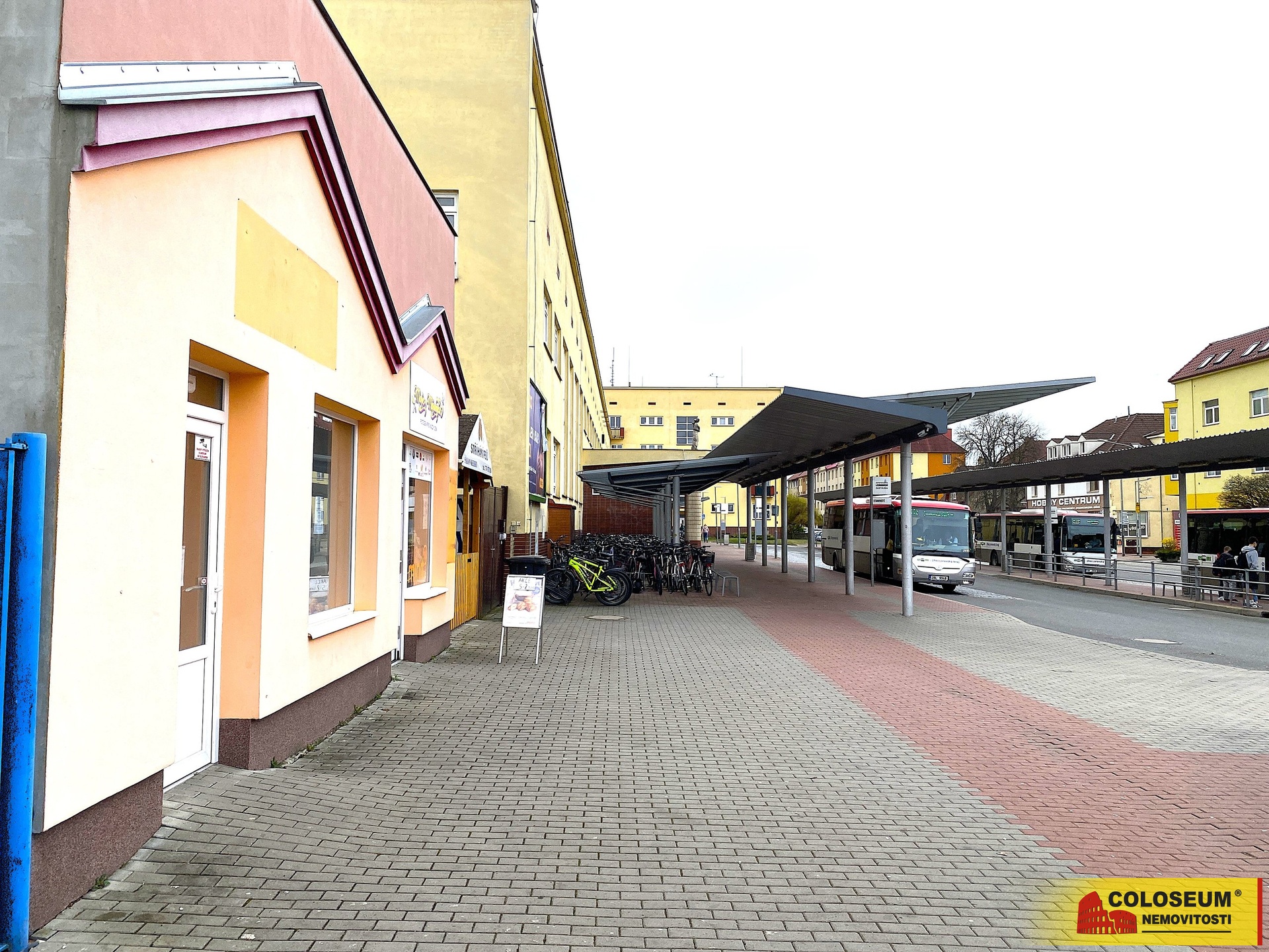 Pohled na objekt z ulice - Veselí nad Moravou - pr