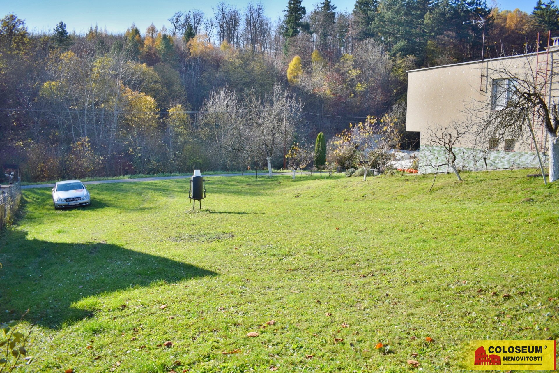 Pohled na pozemek - Lovčice - prodej pozemku