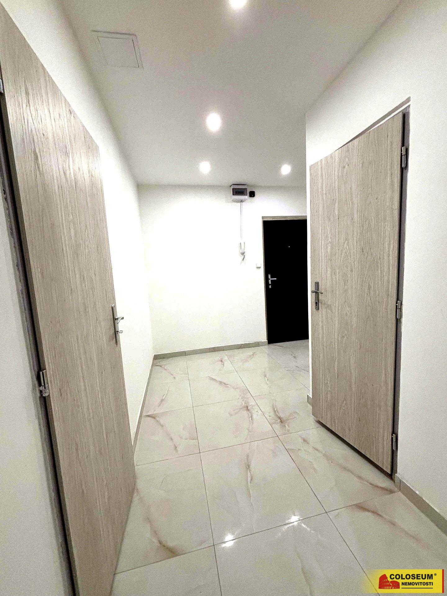 Chodba – Svitavy – pronájem bytu