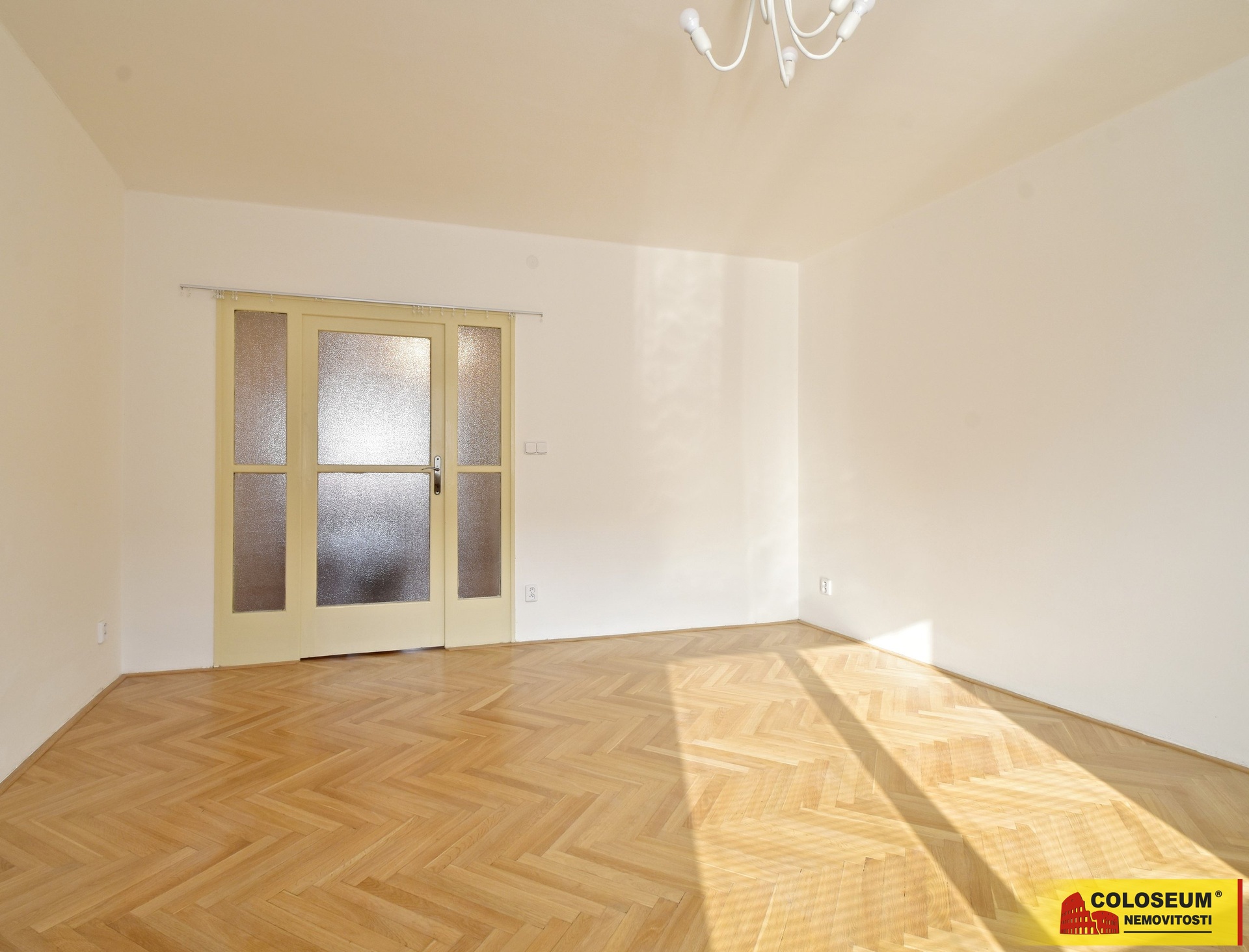 Jídelní kout - Brno - Veveří - pronájem bytu 3+1