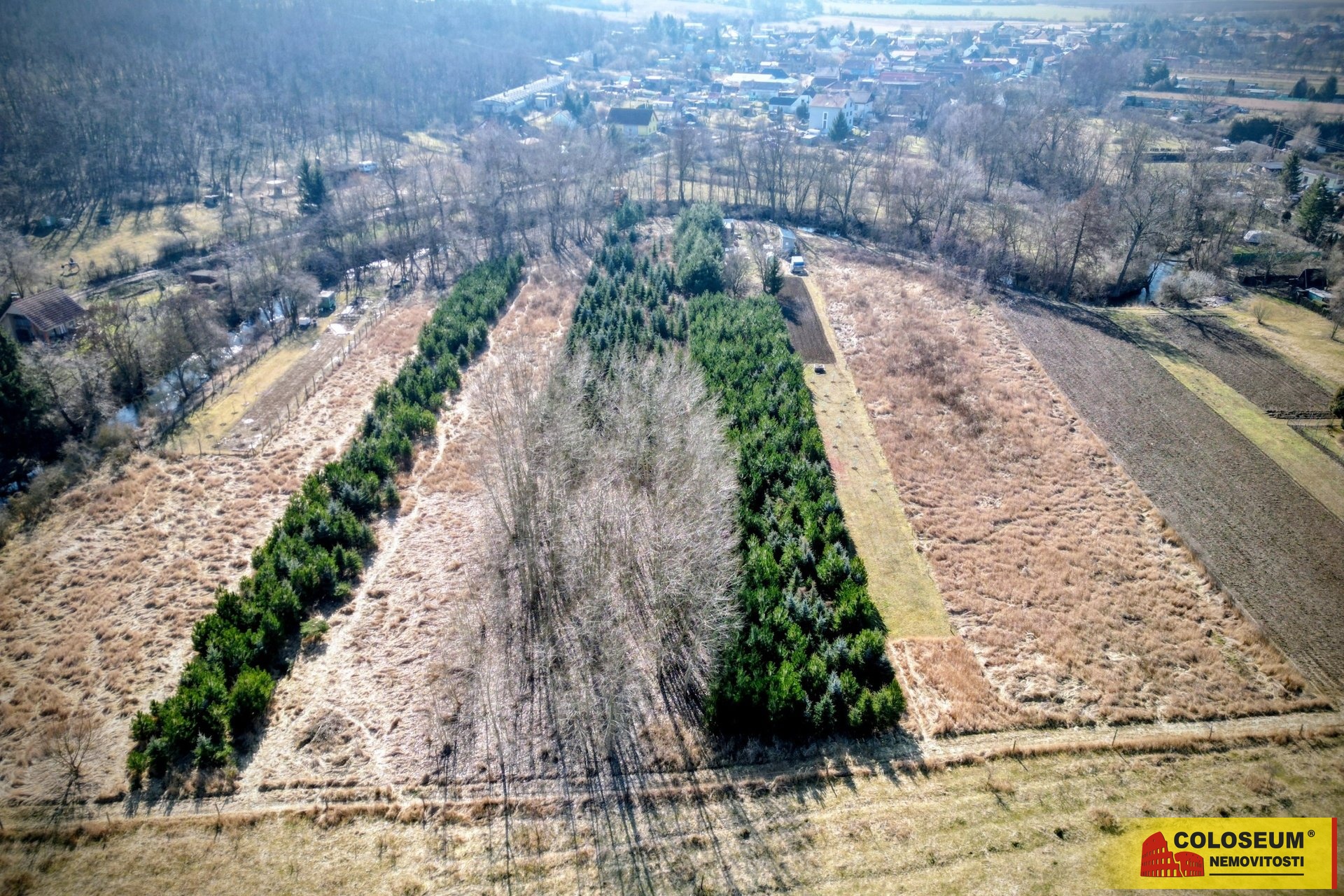 Pohled na pozemky z dronu - Oblekovice - prodej pozemků