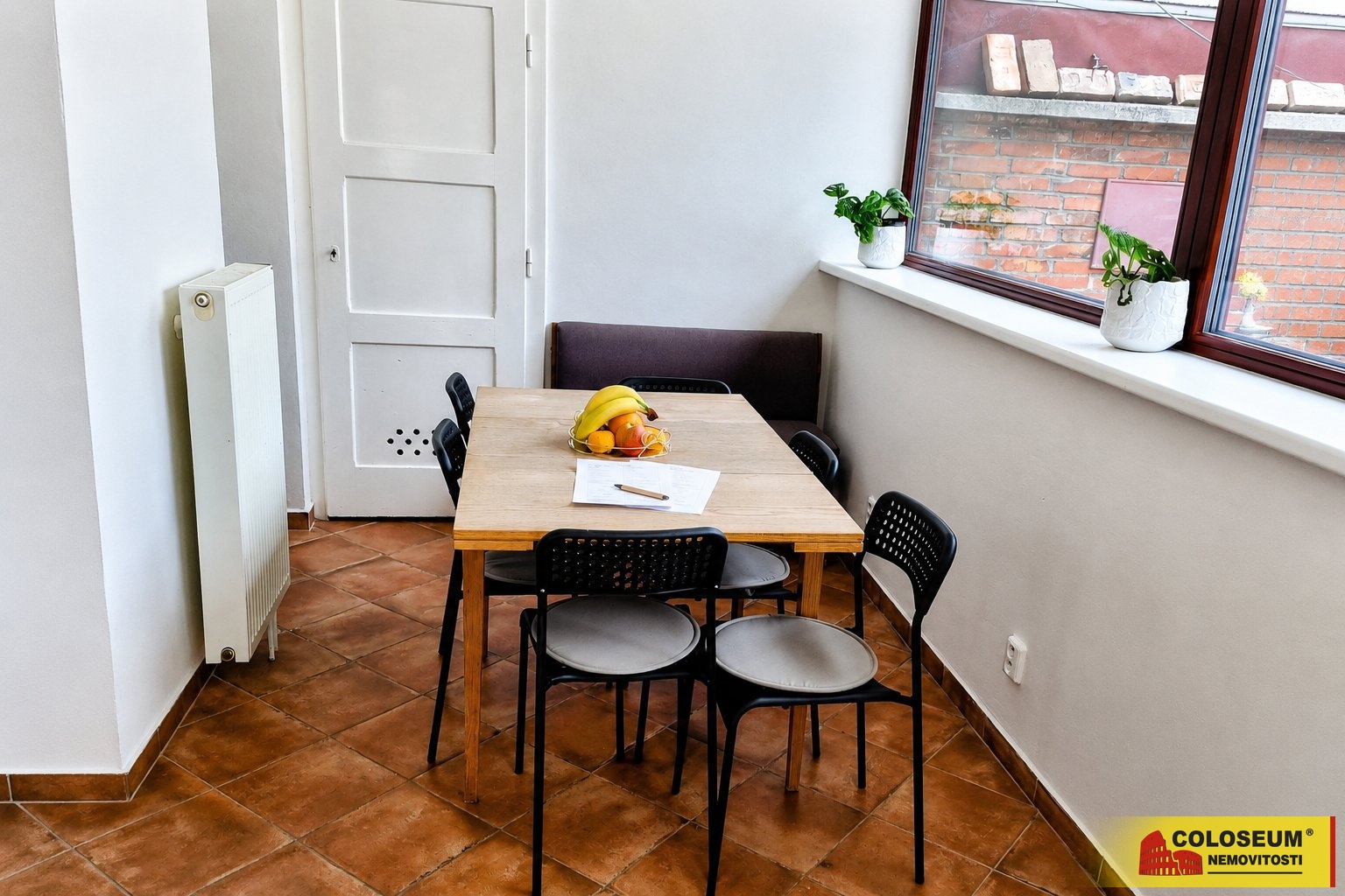 Kuchyň s jídelním koutem – Brno – Bystrc – pronáje