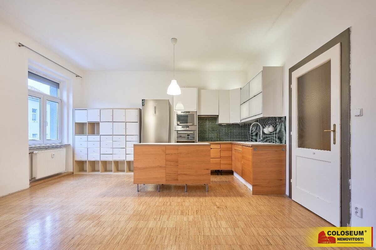 Kuchyň - Brno - Královo Pole - pronájem bytu 3+kk