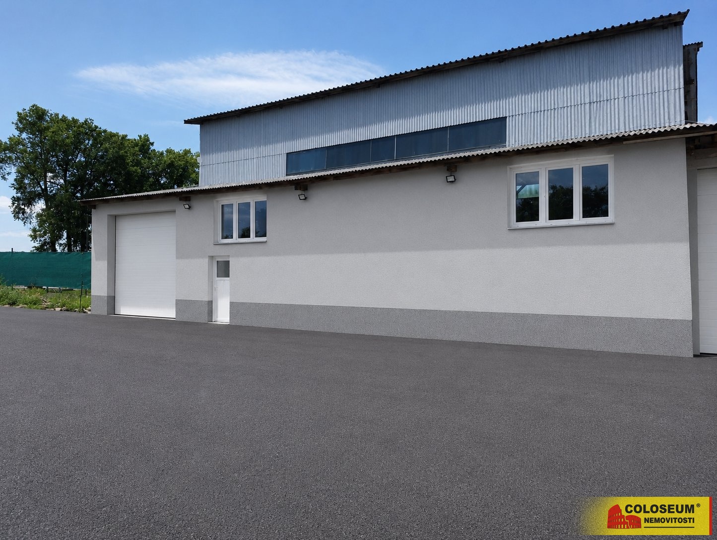 čelní pohled na halu - Lysice u Vyškova - pronájem komerce