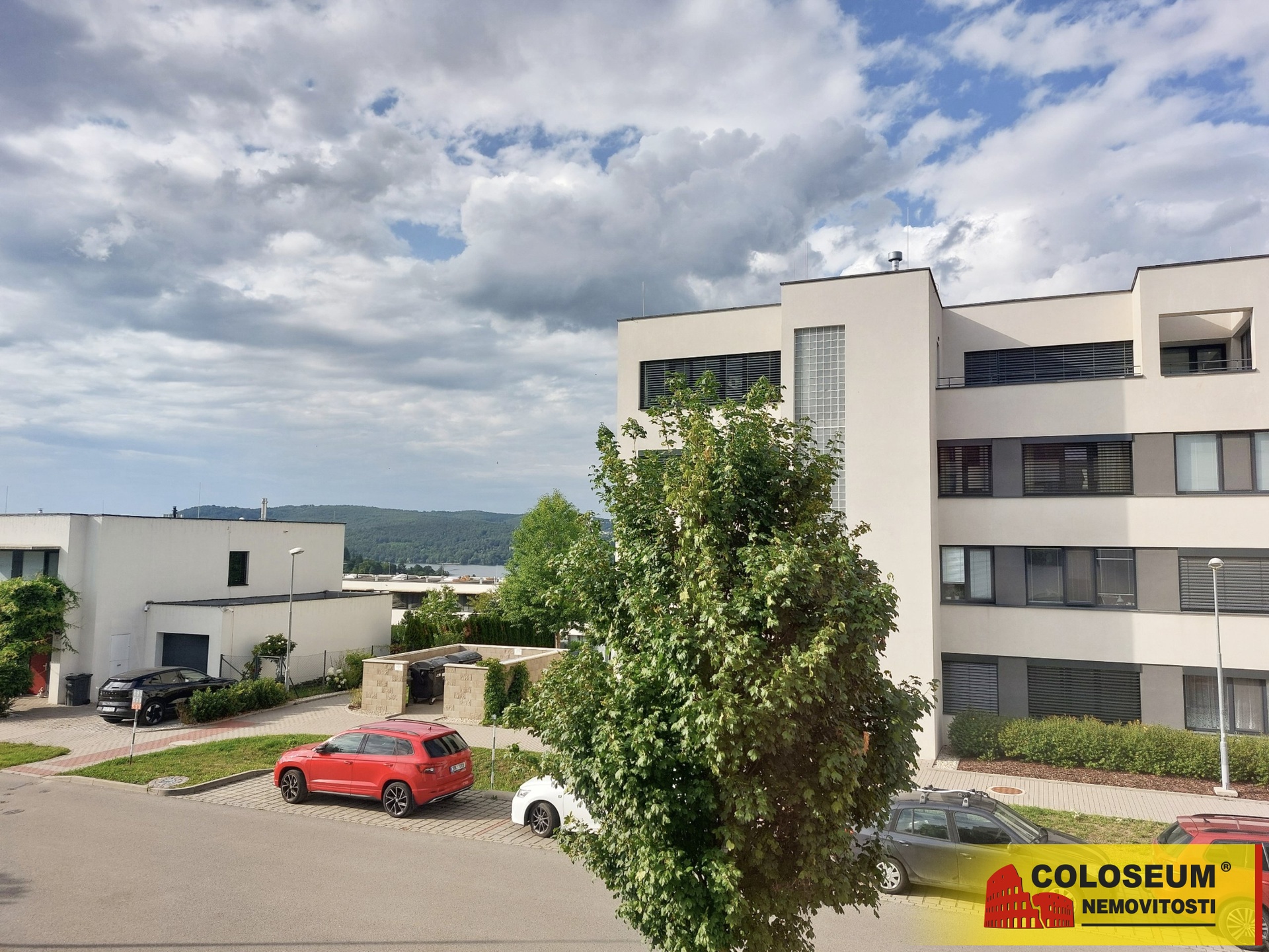 Výhled na přehradu - Brno-Bystrc - pronájem 4+kk