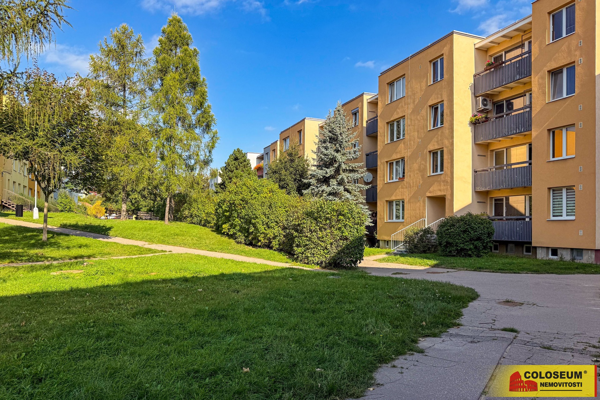 Zateplený bytový dům - Brno - Líšeň - prodej bytu 