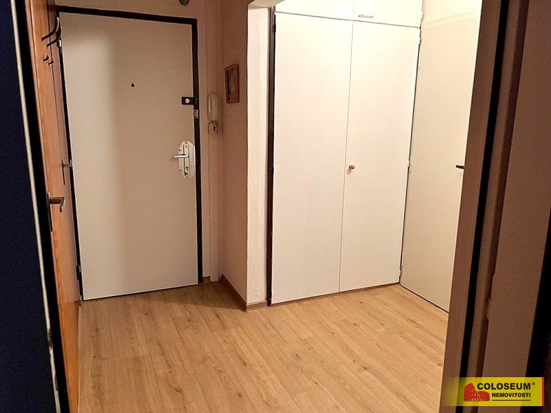 Chodba – Brno – Bohunice – pronájem bytu