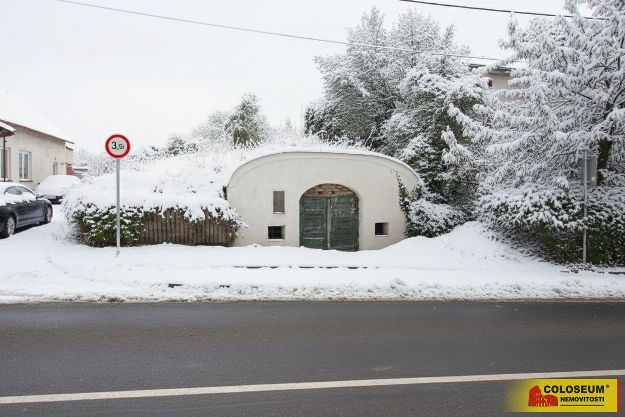 Pohled na vinný sklep z ulice - Hrušovany nad Jevi
