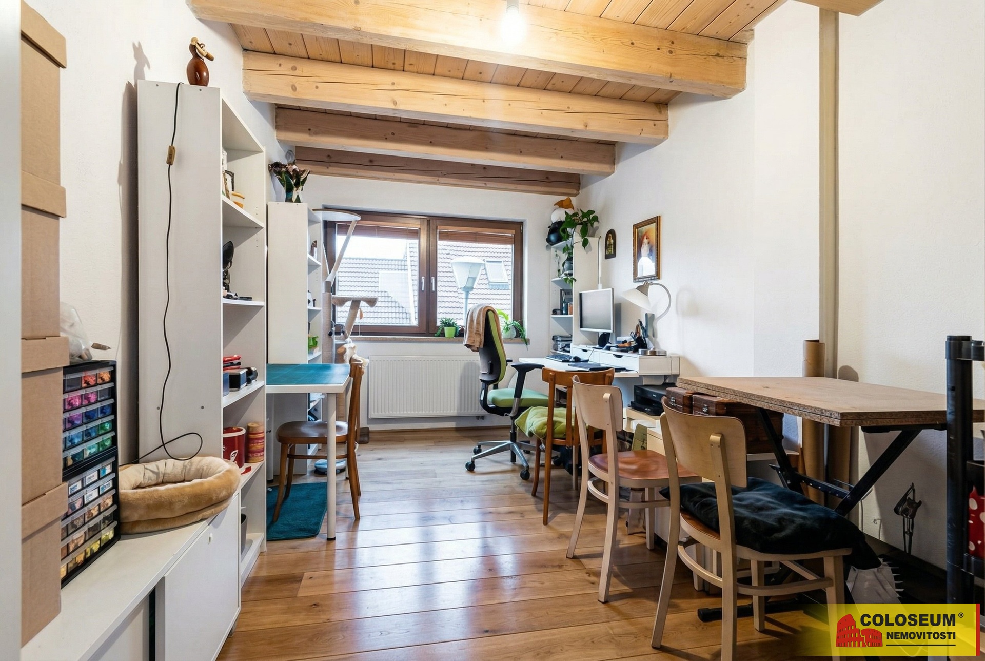 Pokoj - Brno - Šlapanice - pronájem bytu 4+kk