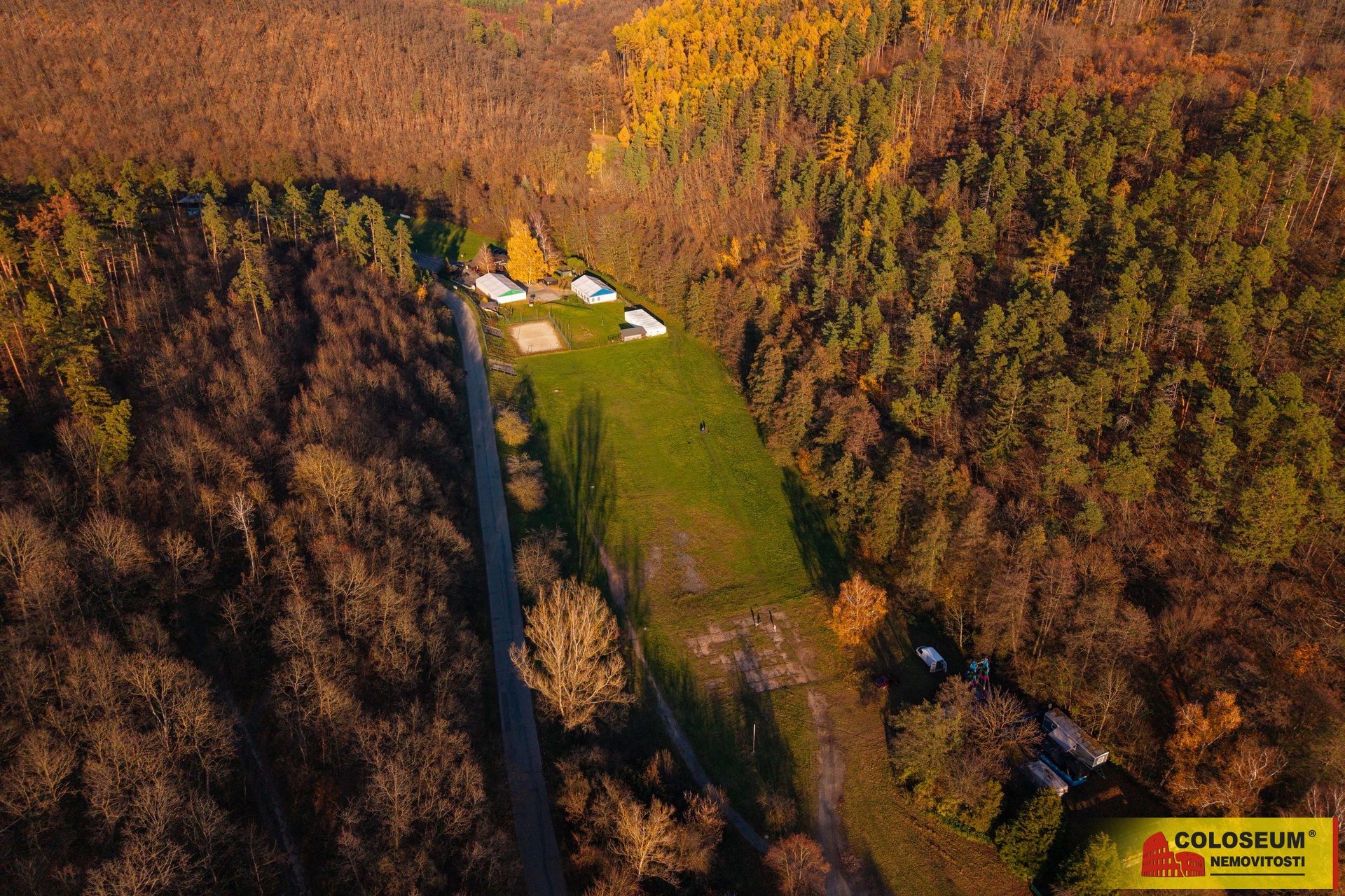 Pohled z dronu – Brno – prodej louky