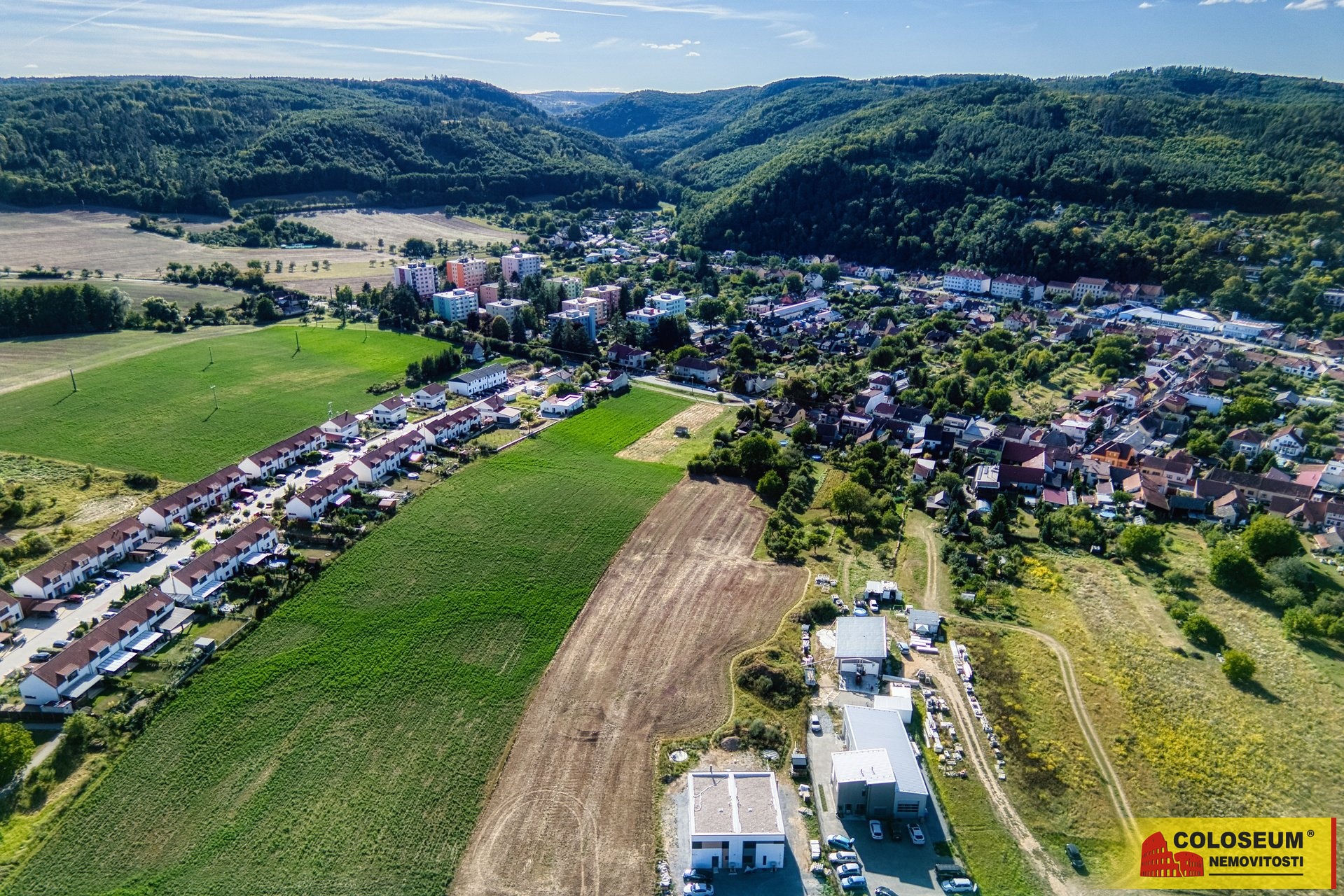 Pohled na pozemek z ptačí perspektivy - Veverská B