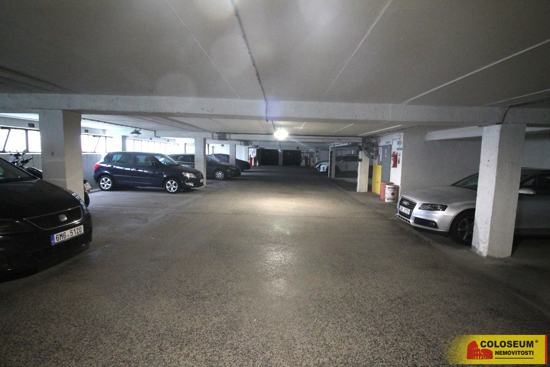 Garážové stání - Brno - Žabovřesky - prodej garážo