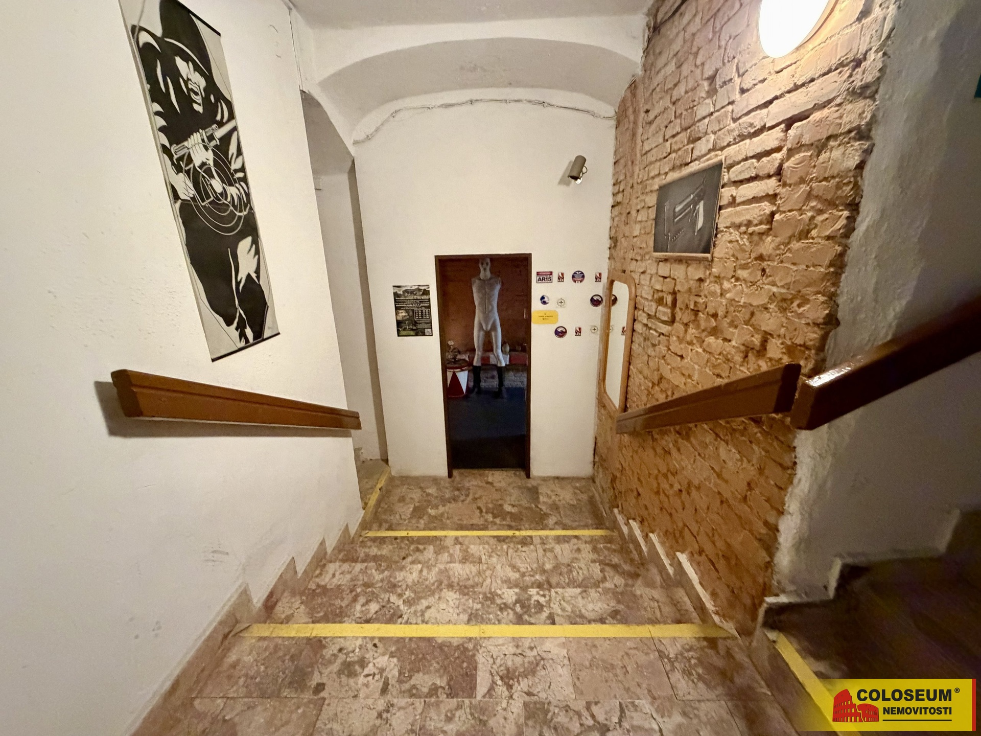 Suterén – Znojmo – pronájem komerce