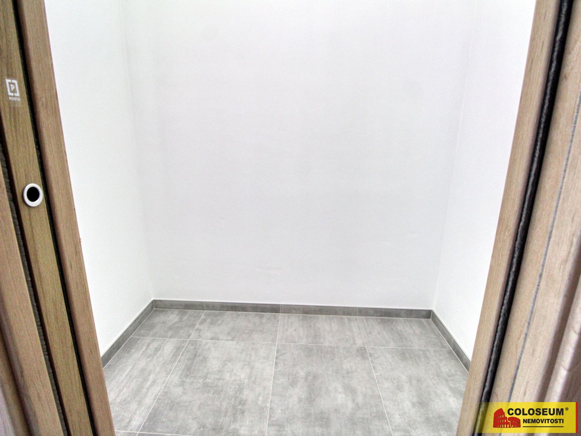 Komora - Znojmo - pronájem novostavby bytu 