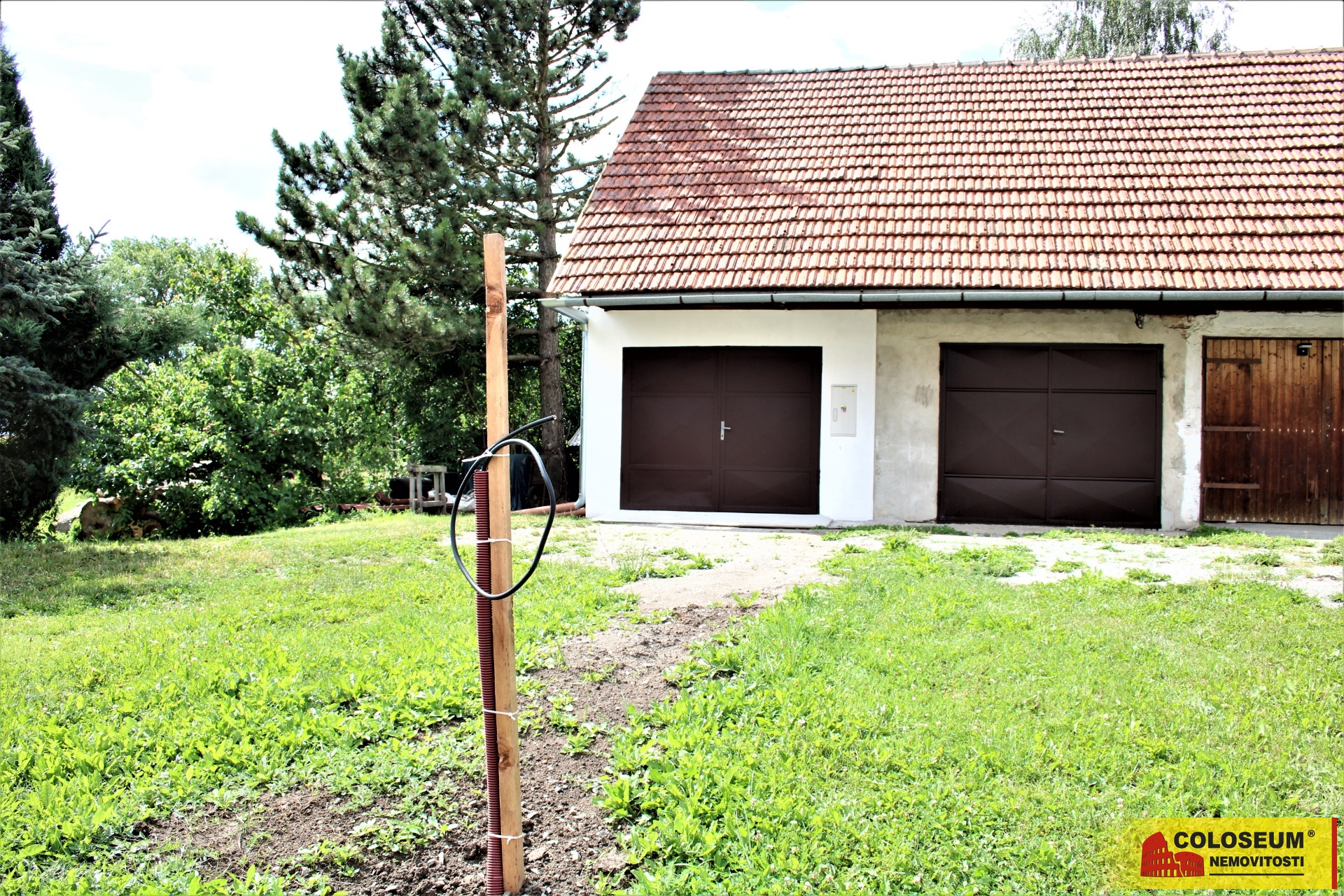 Pozemek – Knínice – Boskovice - prodej garáže