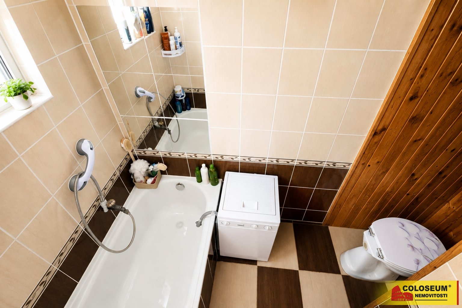 Koupelna s WC – Brno – Nový Lískovec – prodej chaty