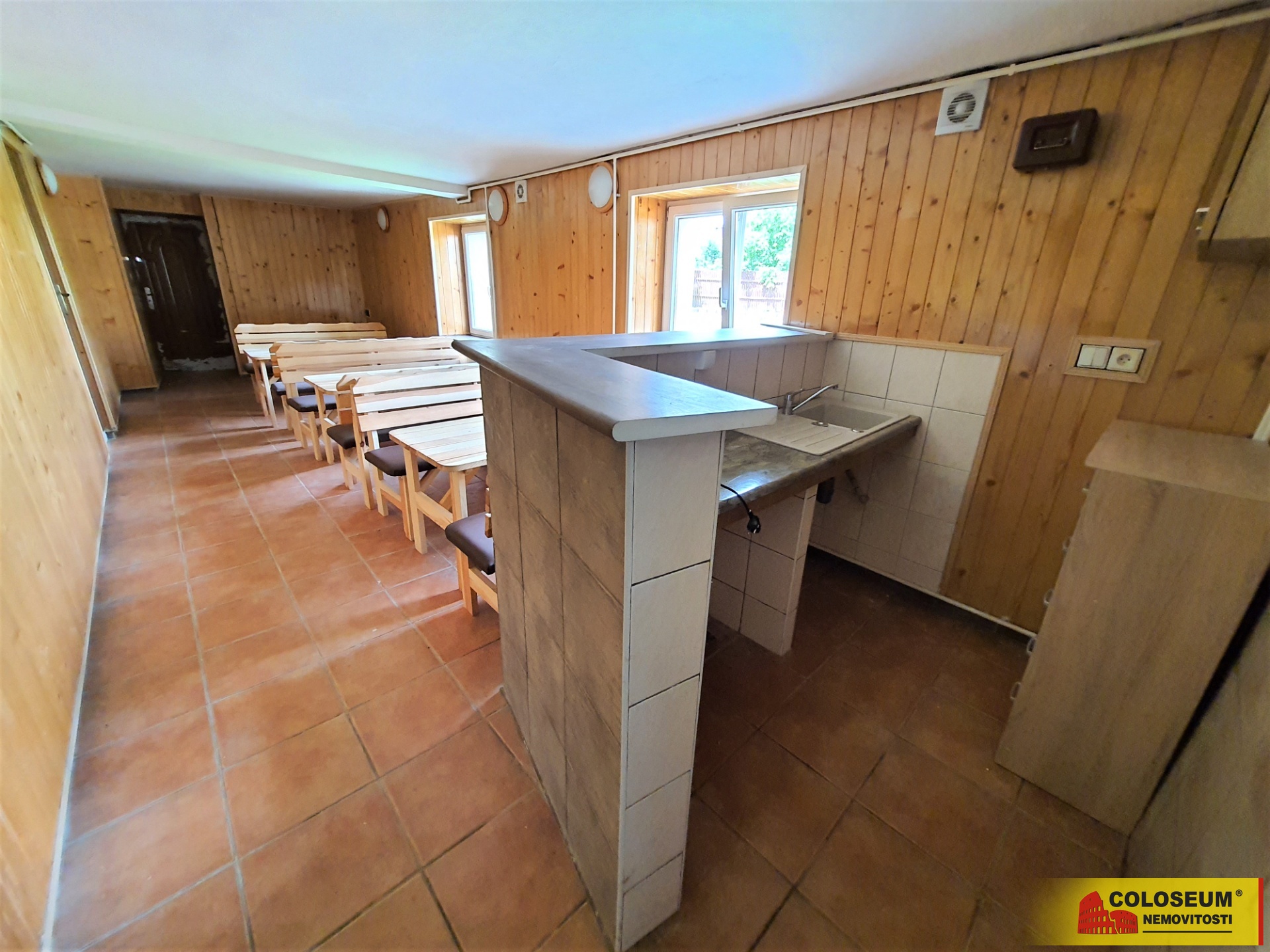 Společenská místnost – Studnice – pronájem bytu