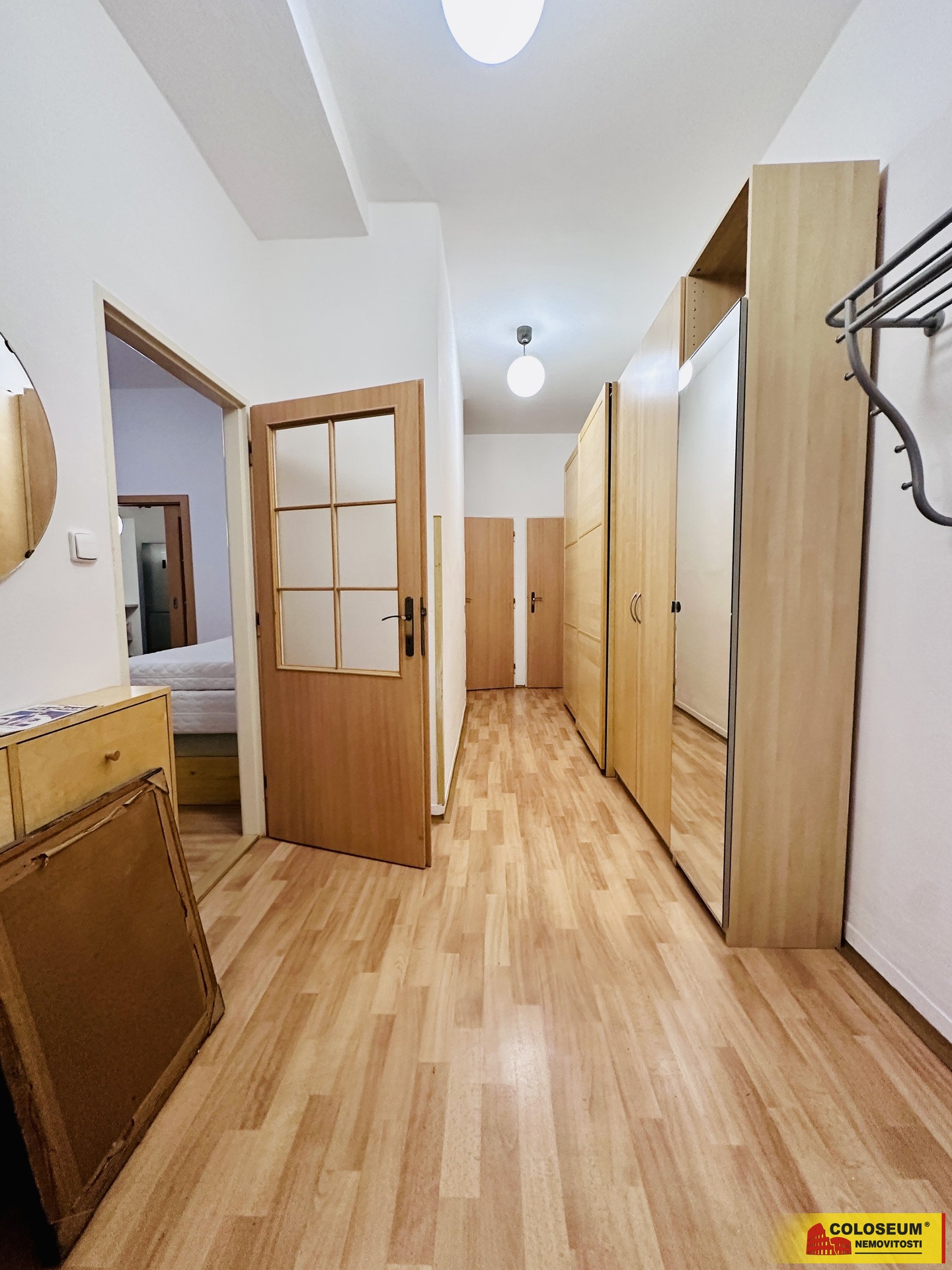 Moderní vzhled s nádechem dřeva - Brno - Ponava - 