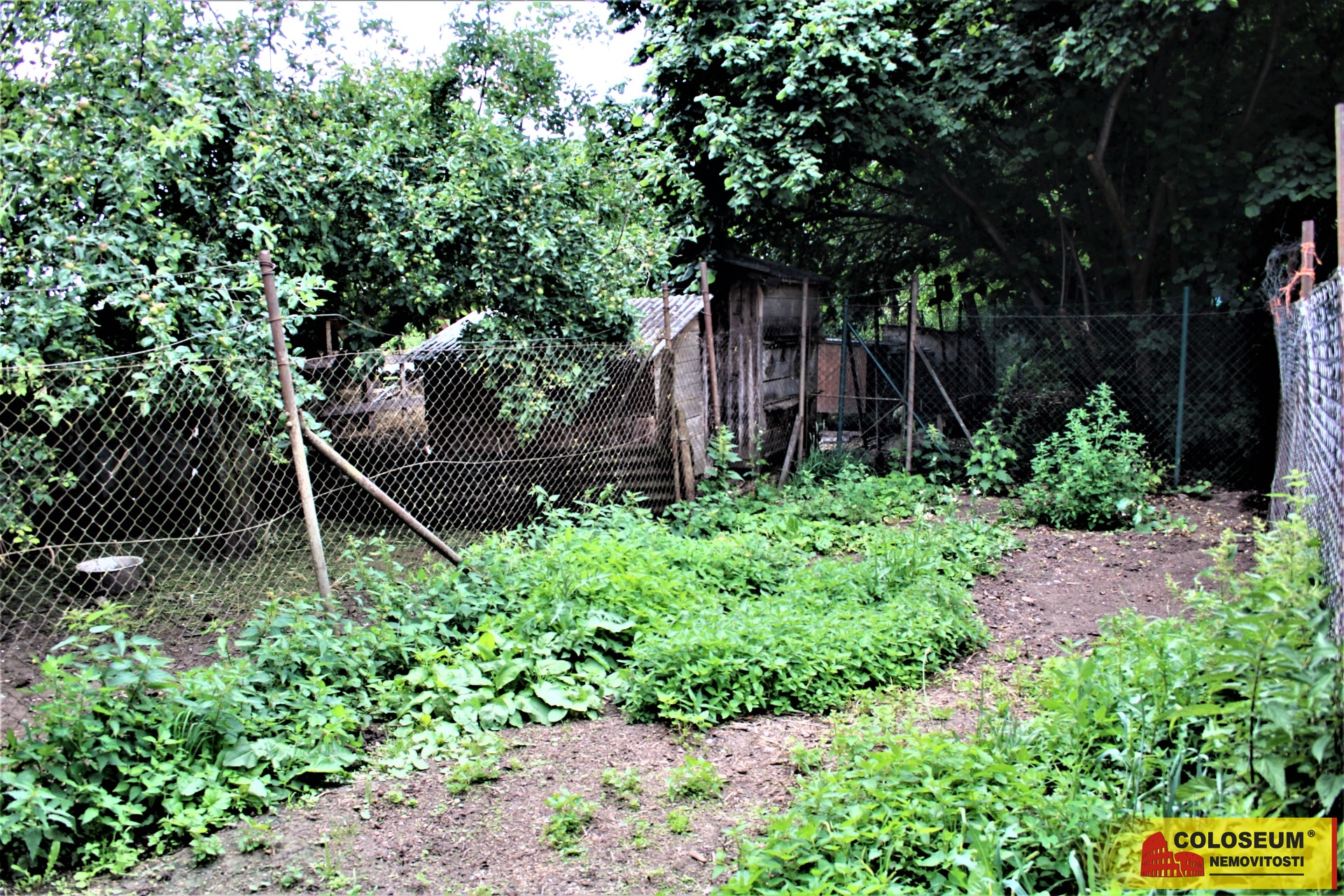 Pozemek – Knínice – Boskovice - prodej garáže