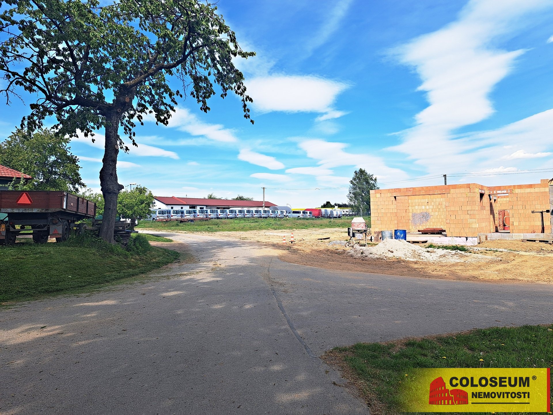 Příjezd na pozemek - Bácovice - prodej pozemku