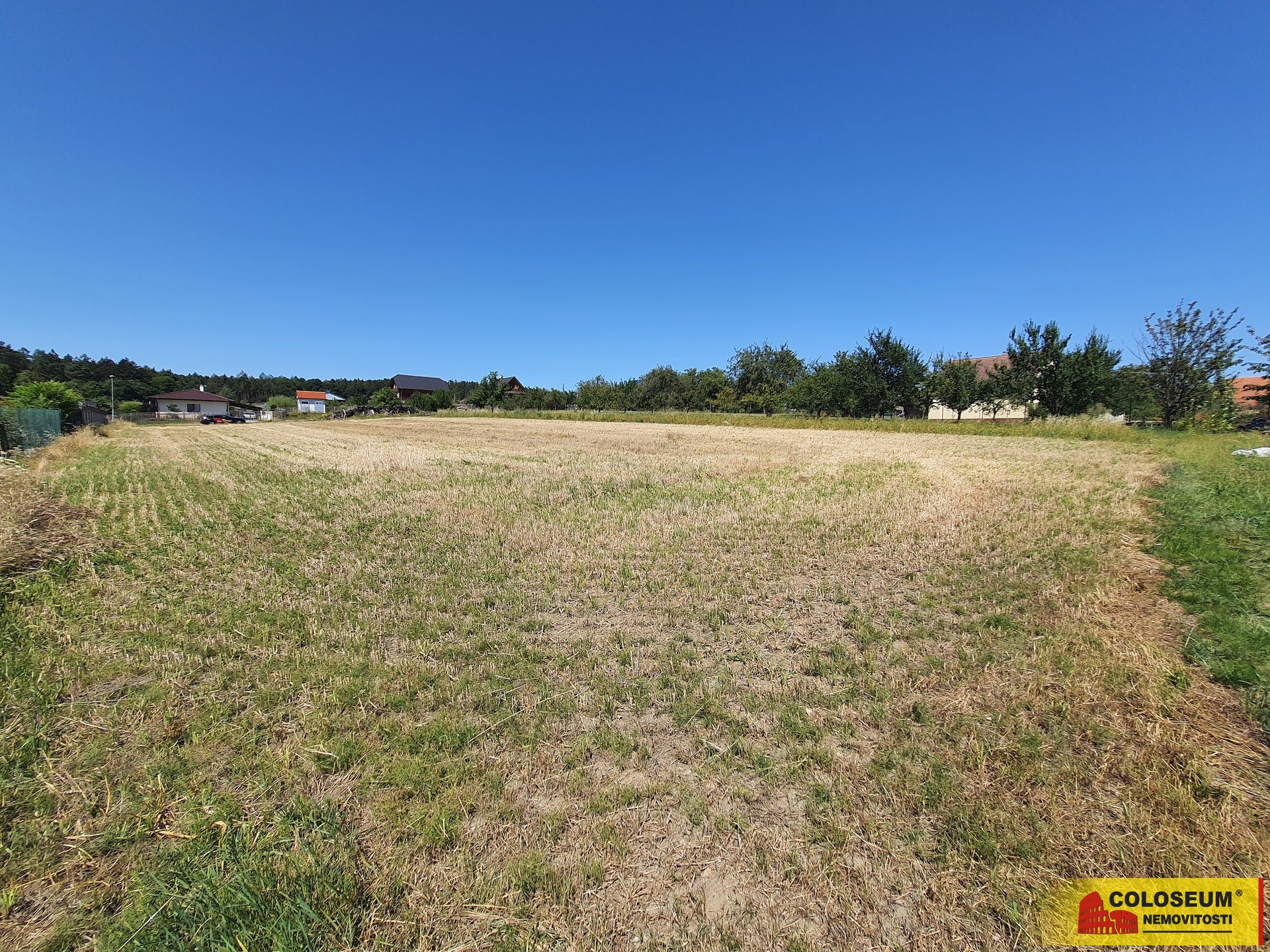 Pozemky ze zadní části - Štěchov - prodej pozemku