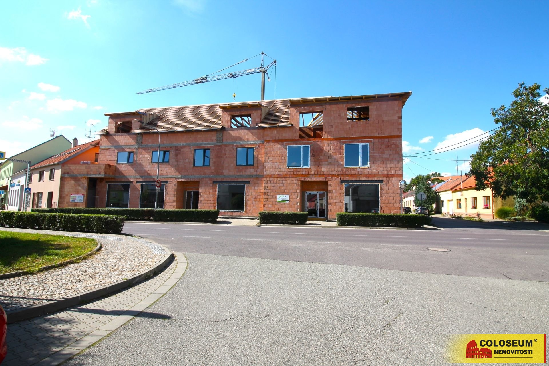 Bytový dům z ulice - Hrušovany nad Jevišovkou - prodej bytu