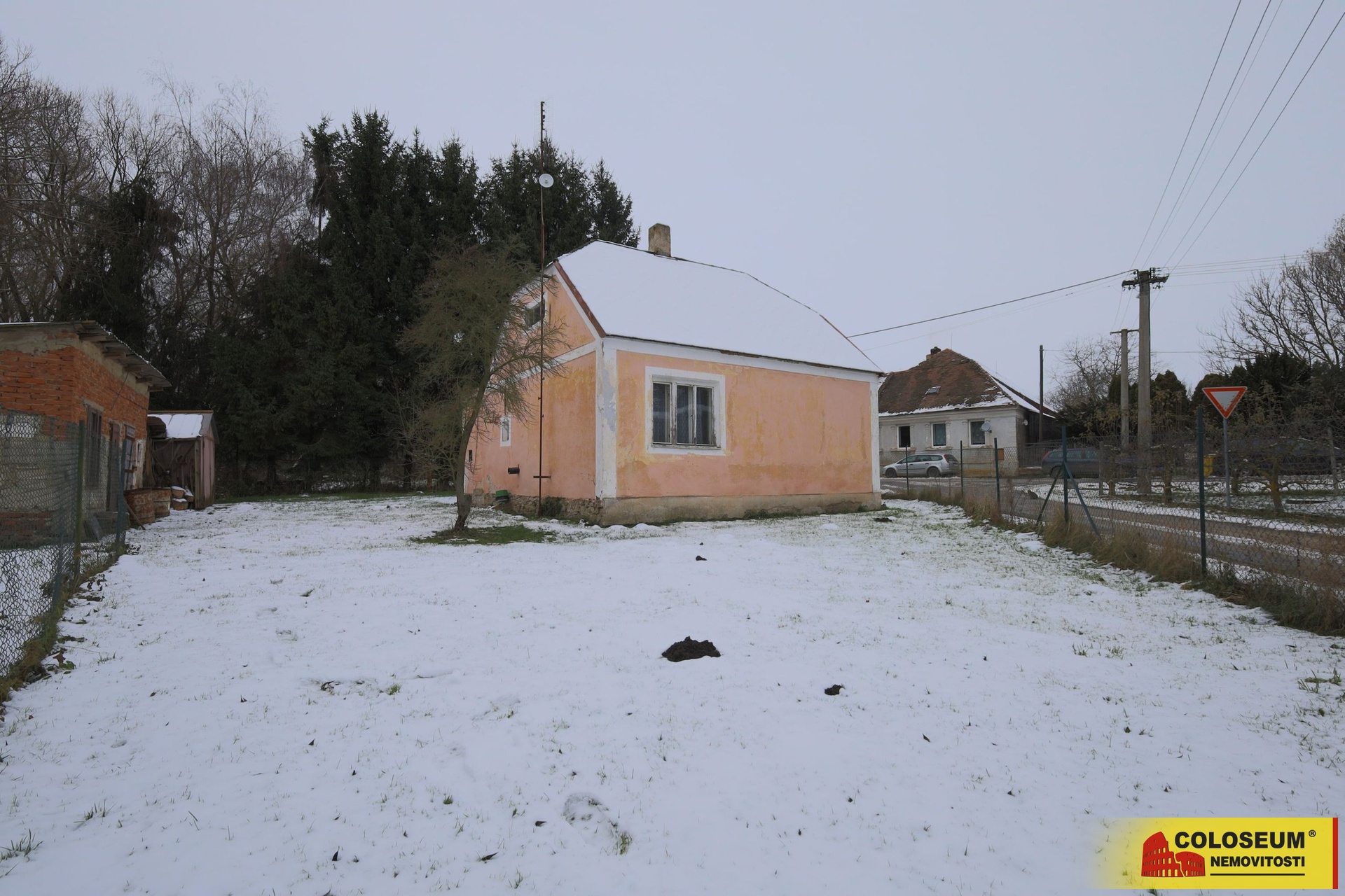 Pohled na dům – Dešná - Rancířov – prodej chalupy