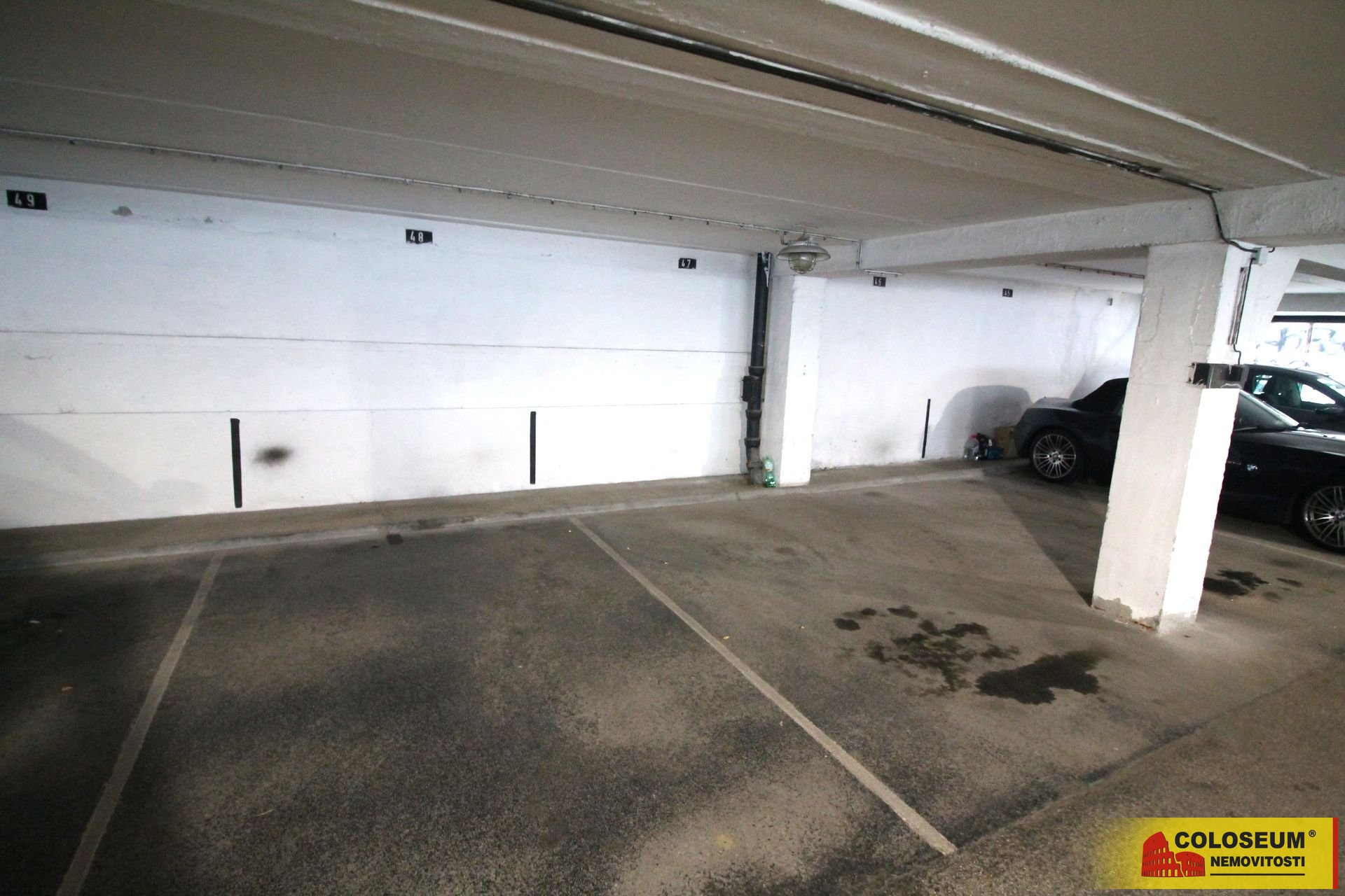 Garážové stání - Brno - Žabovřesky - prodej garážo