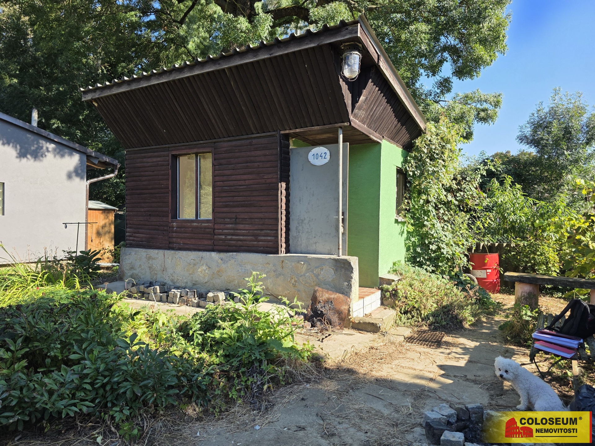 Pohled na chatu - Veselí nad Moravou - prodej chaty