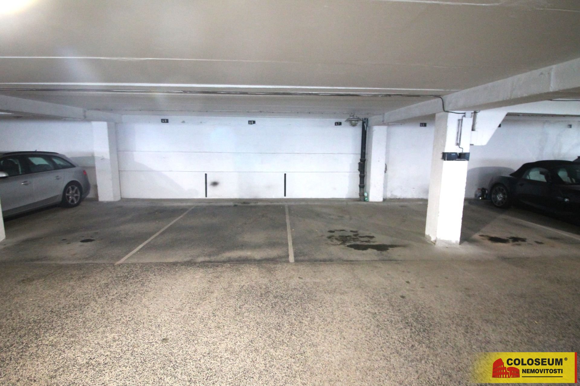 Garážové stání - Brno - Žabovřesky - prodej garážo