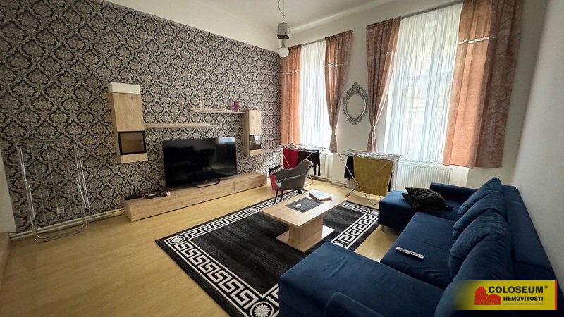 Pokoj - Brno - střed - pronájem bytu 3+1