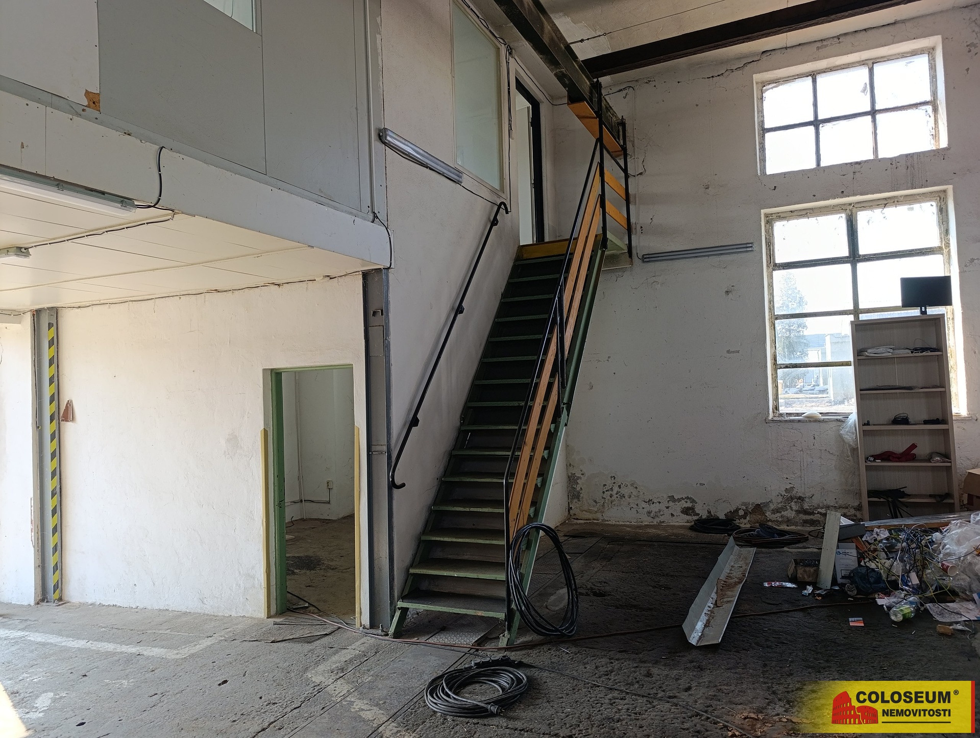 Vstup do kanceláře – Kojetín – pronájem komerce