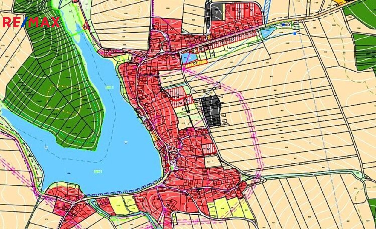 V územním plánu je soubor pozemků určený k zástavb