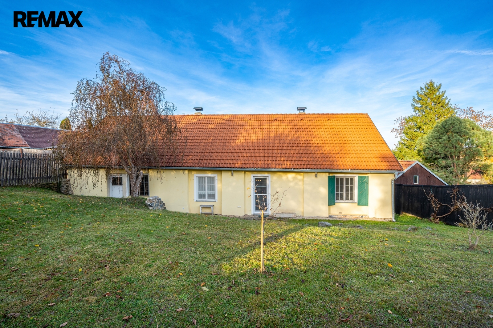 zadní pohled na dům