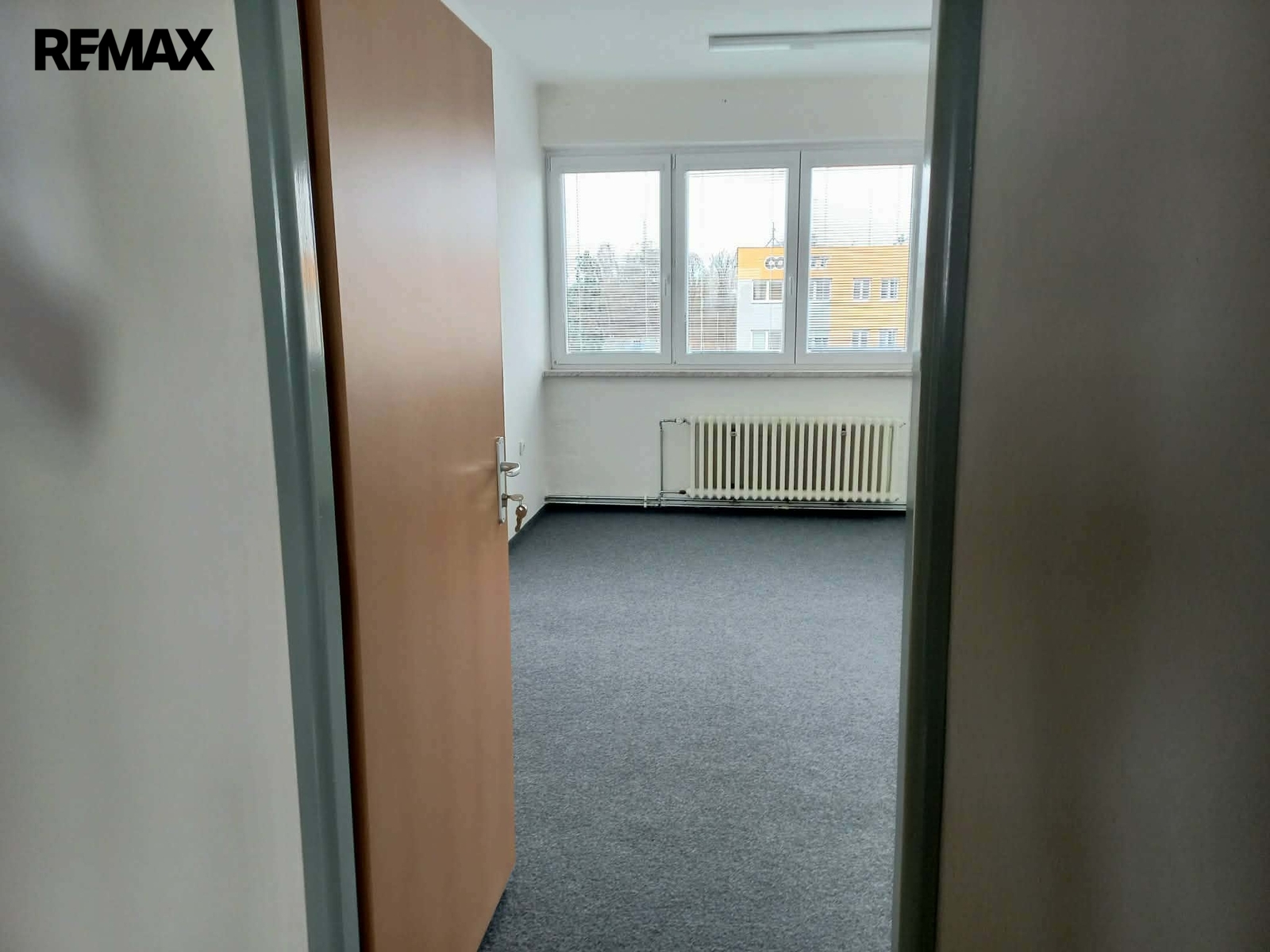 Vstup do nové kanceláře