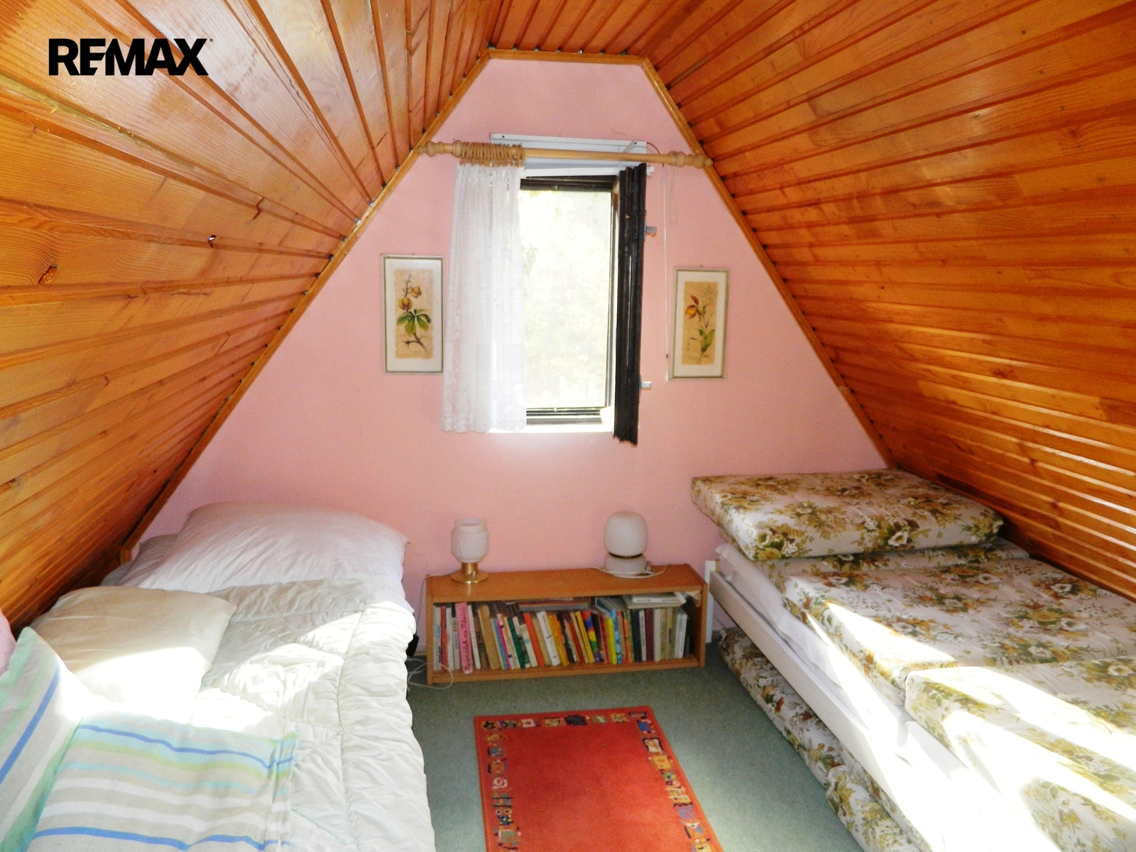 Podkrovní pokojík.