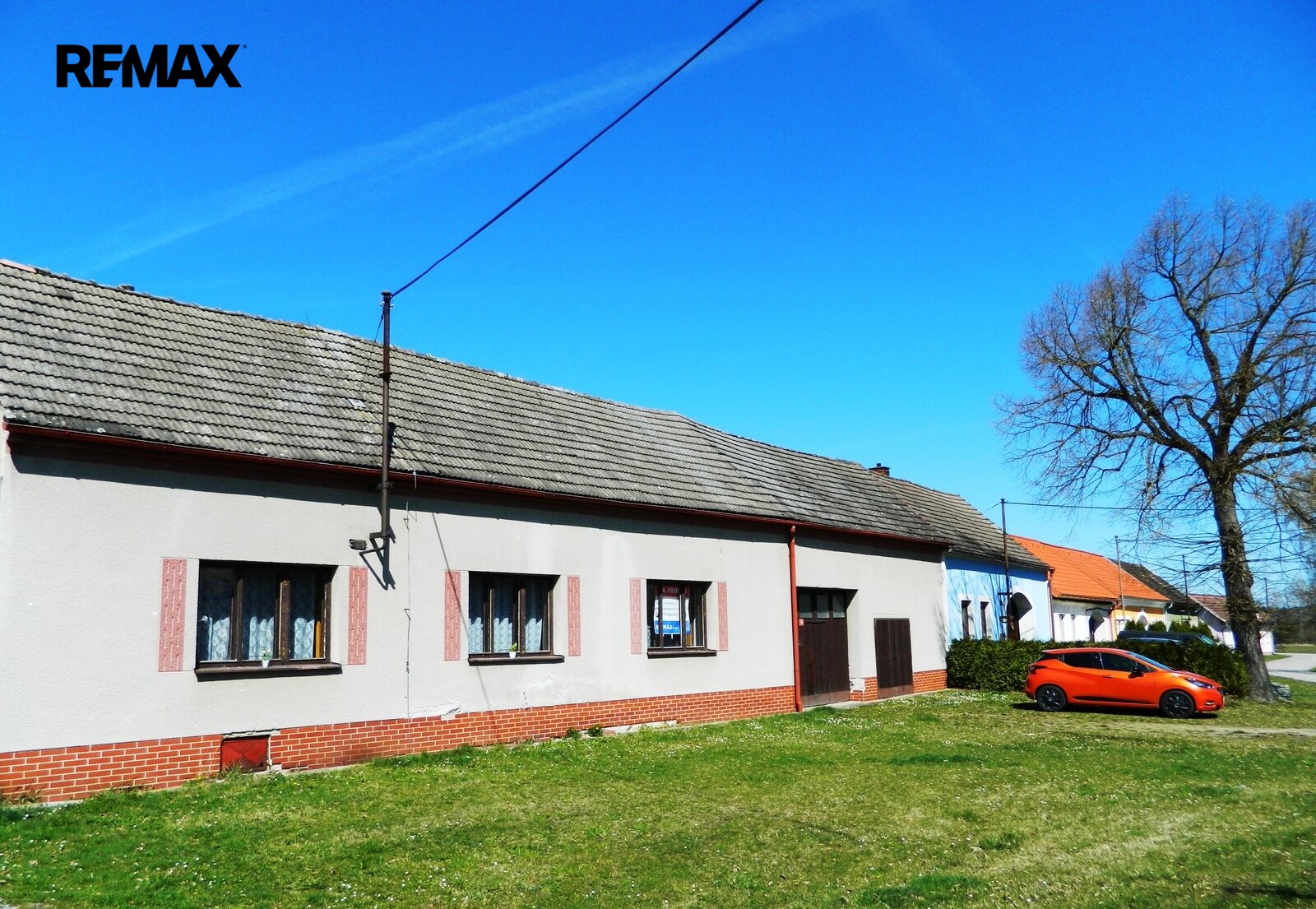 House, 455 m², land 455 m²