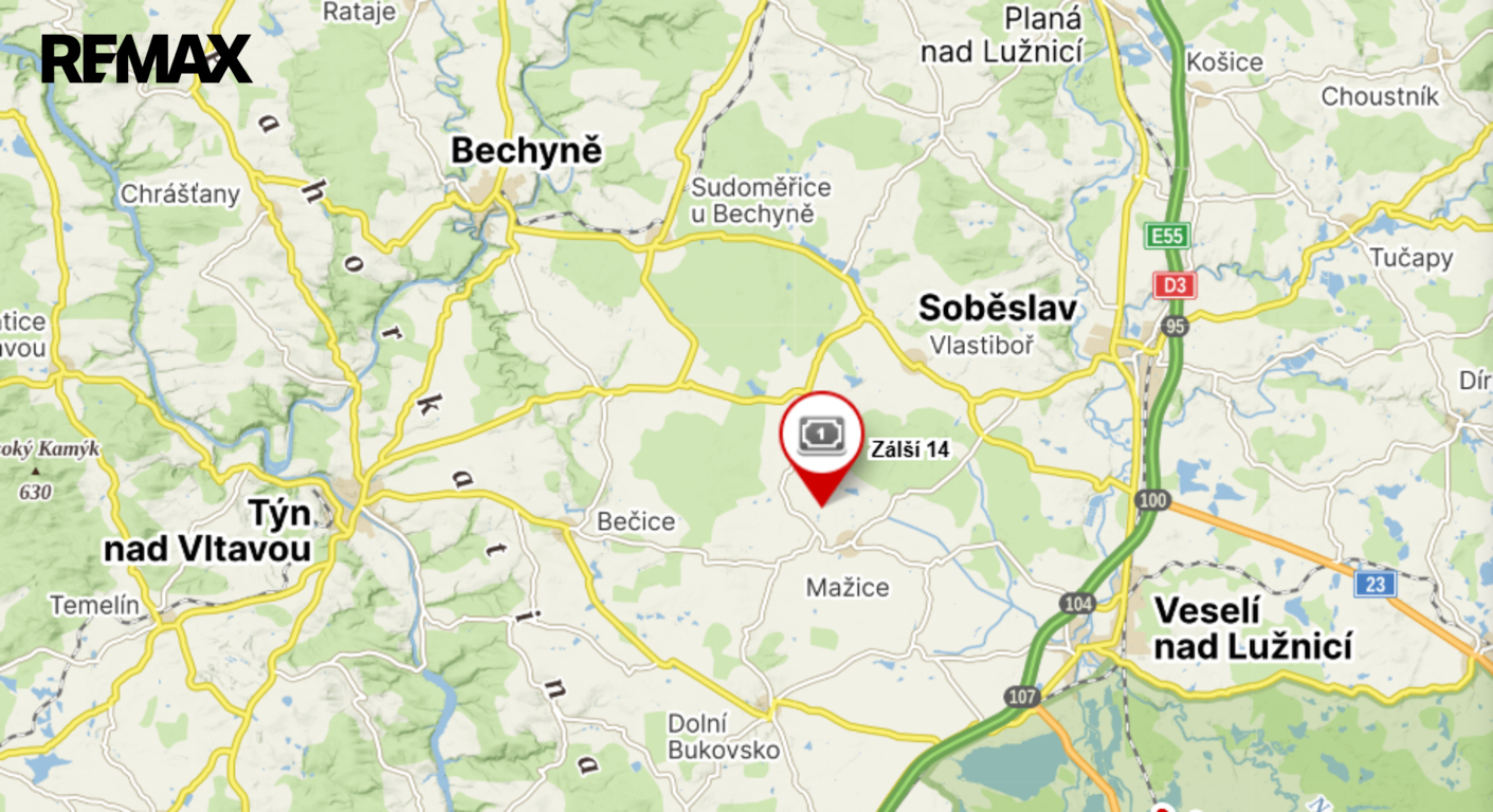 Obec vzhledem k okolním městům.