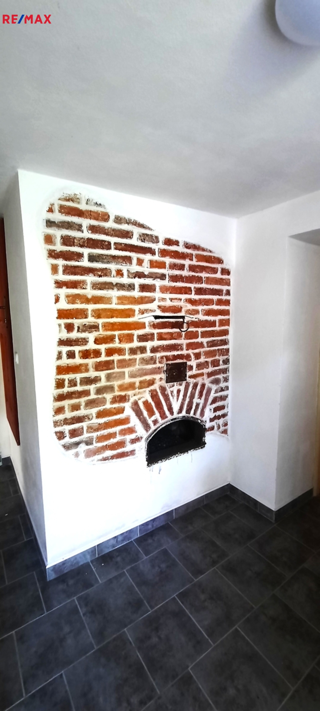 funkční původní pec na pečení chleba