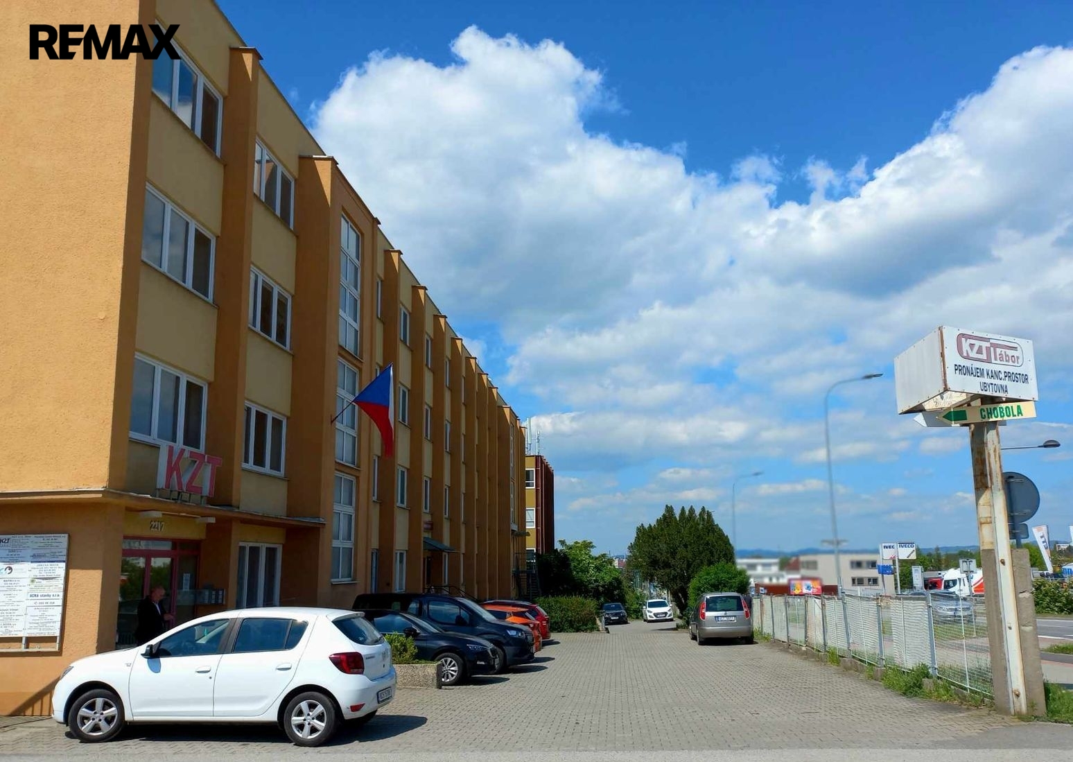 Areál kanceláří na Chýnovské ulici.