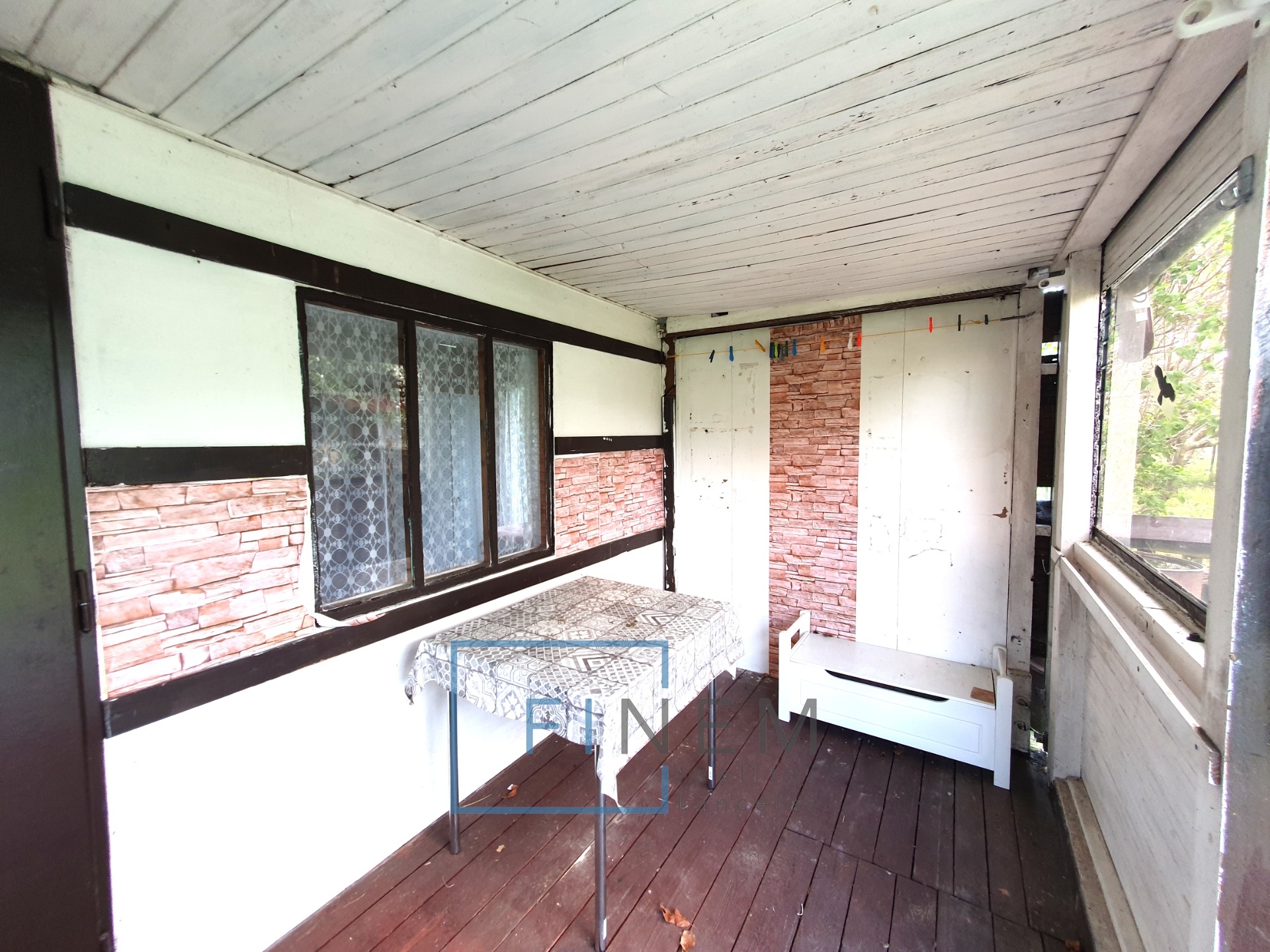 veranda