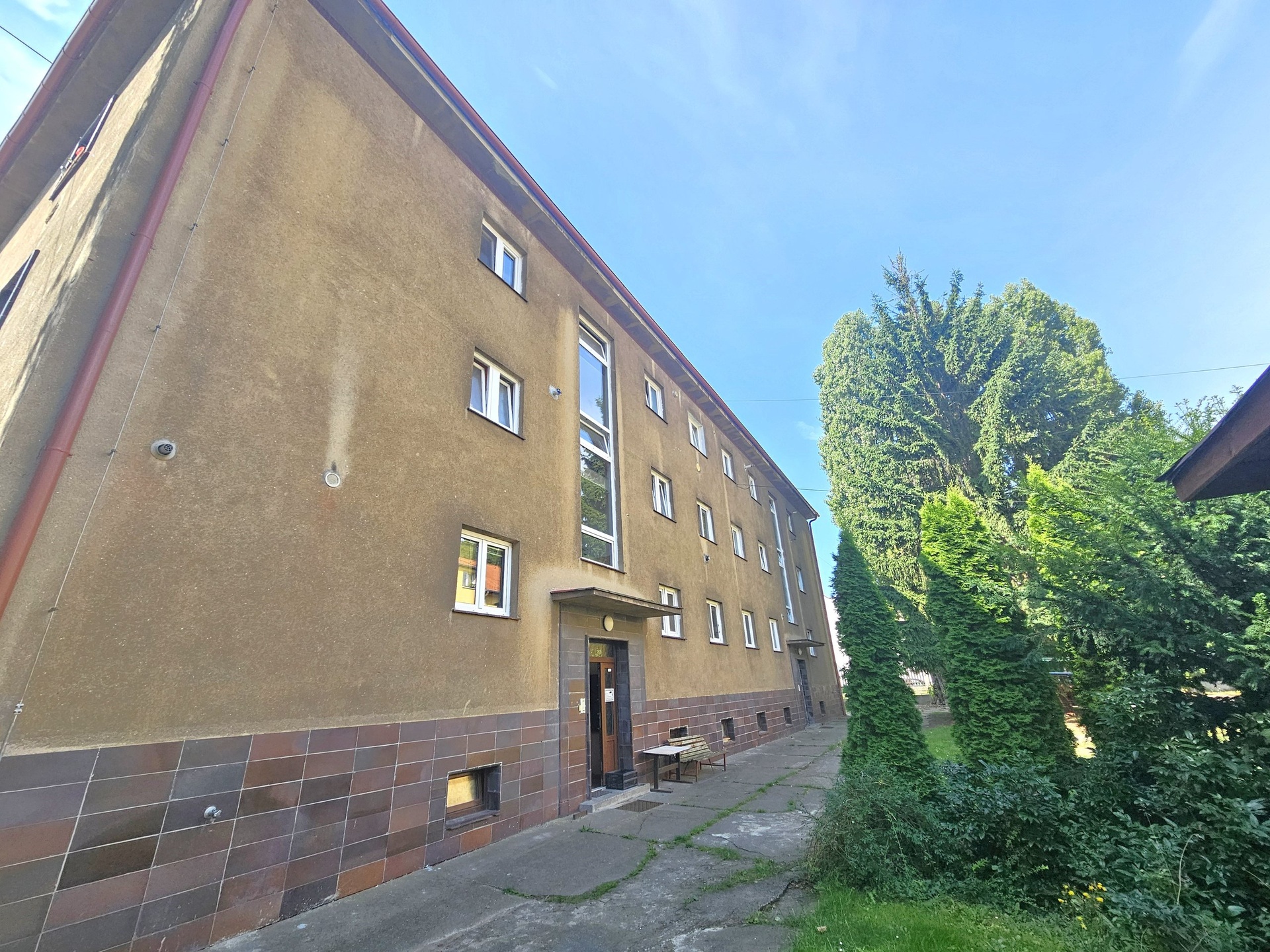 dům