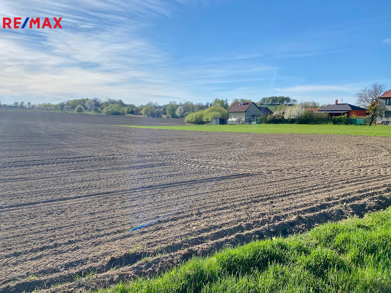 Velký pozemek na výstavbu farmy