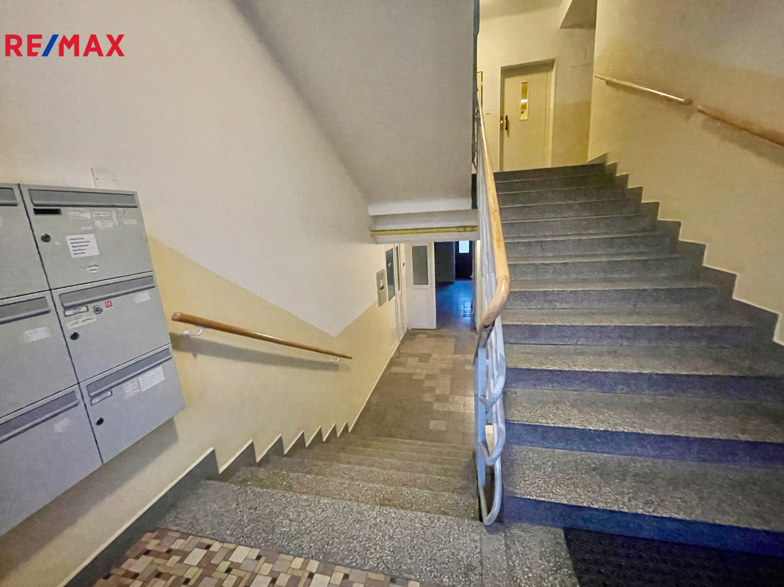 Chodba bytového domu